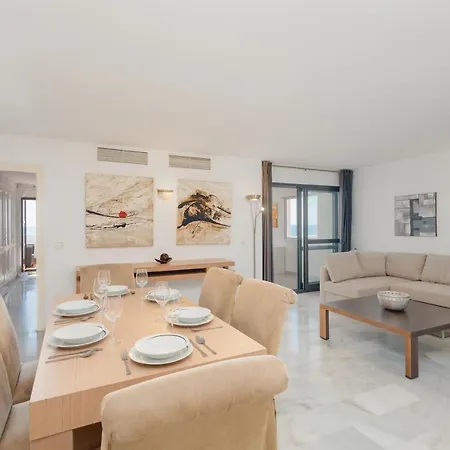 Penthouse In Puerto Banus With Sea And Marina Views Apartamento *