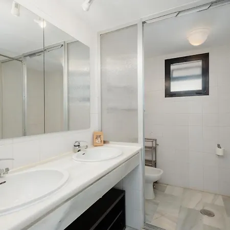 Apartamento Penthouse In Puerto Banus With Sea And Marina Views