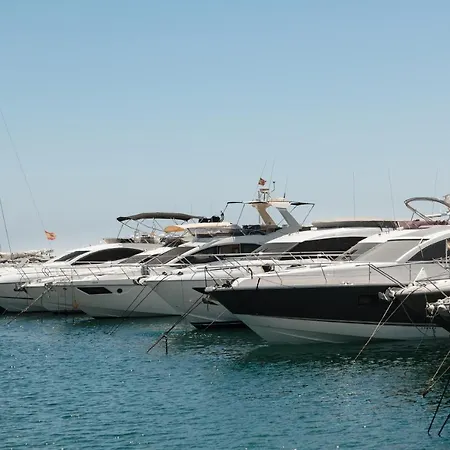 Penthouse In Puerto Banus With Sea And Marina Views