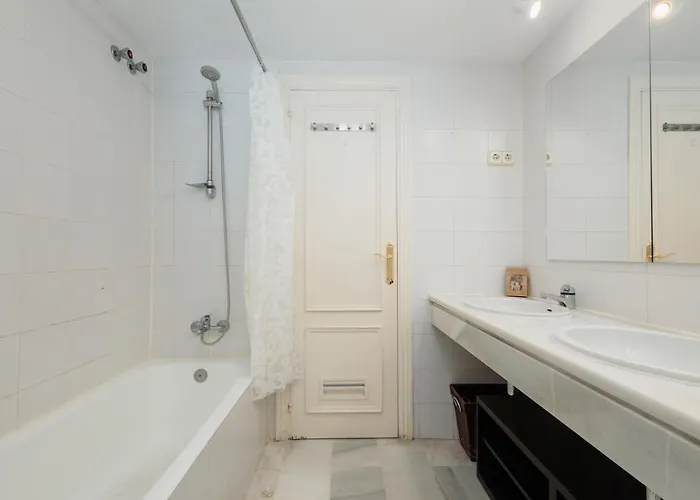 Penthouse In Puerto Banus With Sea And Marina Views Marbella