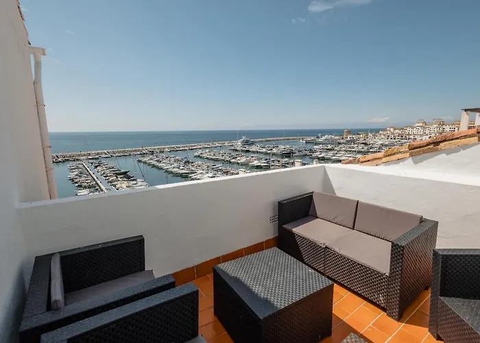 Penthouse In Puerto Banus With Sea And Marina Views