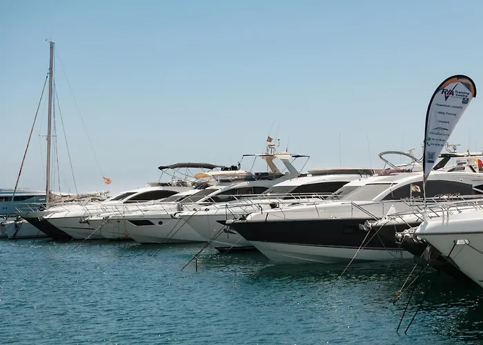 Penthouse In Puerto Banus With Sea And Marina Views